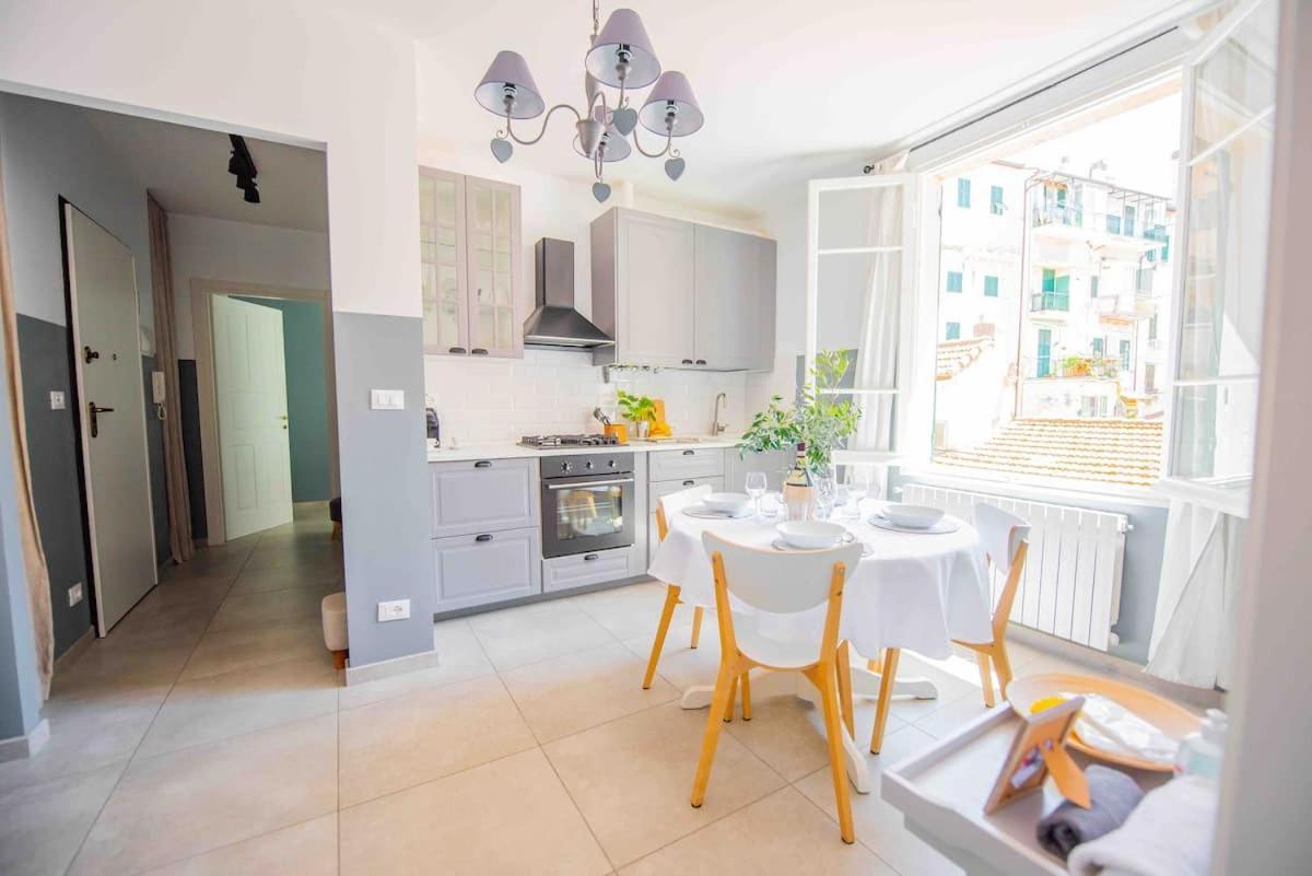 Beach Apartment In The Center Sanremo Eksteriør bilde
